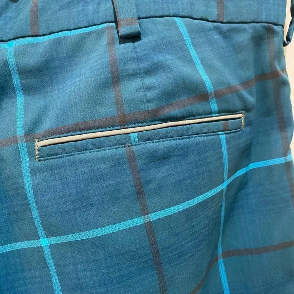 Nike Golf Tour Performance Dri-Fit Men's Shorts. Size 36.‎ Green Plaid. Poly